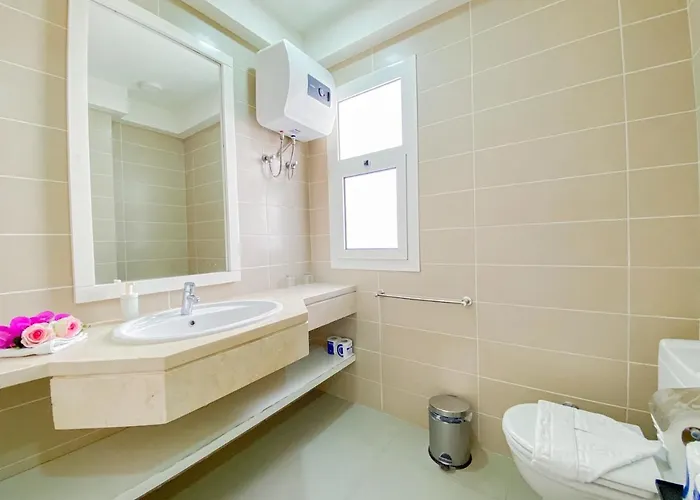 Nayah Stays, Joubal Lagoons Flowery Appartement *