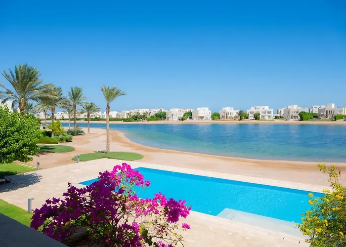 Nayah Stays, Joubal Lagoons Flowery * Hurghada